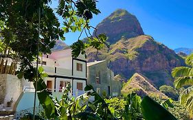 Casa Minga & Tatol